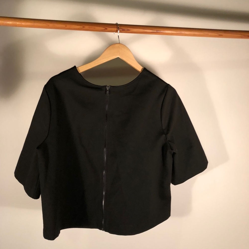 •4/$30• BCBGeneration Top - Picture 4 of 5